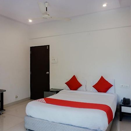 Dreams Holiday Resort Lonavla Zewnętrze zdjęcie