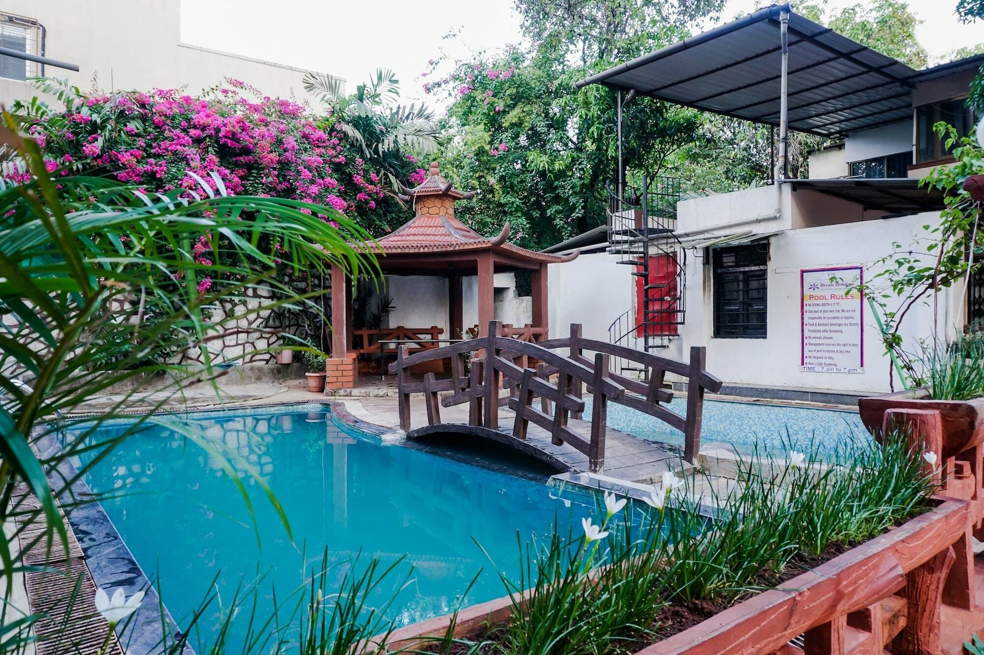 Dreams Holiday Resort Lonavla Zewnętrze zdjęcie